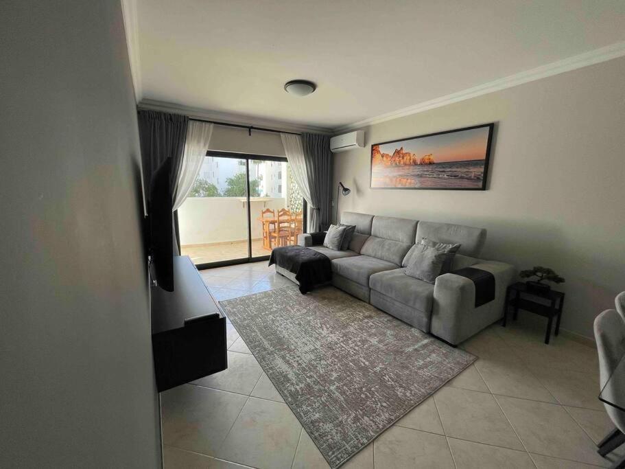 Luxury Modern Beach Apartment Quarteira Exterior photo